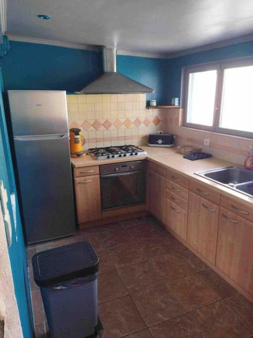 Charmante Maison Atypique En Village Saint-Colombin Bagian luar foto